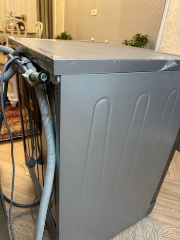 Техника для напитков: Arçelik qabyuyan maşın – Xrom/Silver korpus, sərbəst quraşdırılan