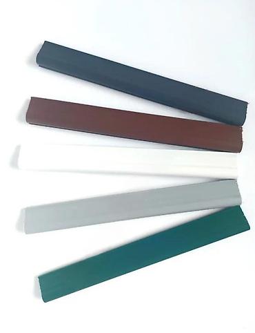 Proizvodi od rolovanog metala, metalni kanali: Zakačka za traku rebrastu 19 cm – PVC 📍 Panelna ograda – Fence System — 7