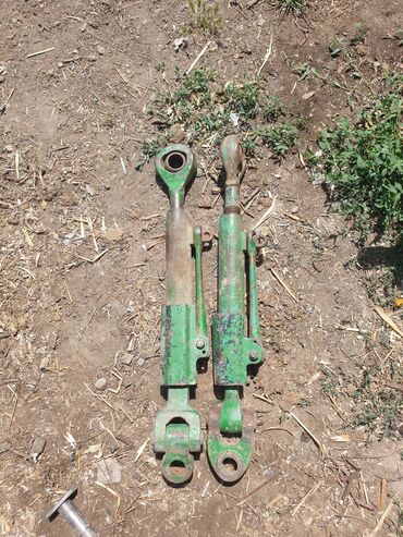 купить шины бу в бишкеке: Продаю центральный винт на john deere читертоя катего