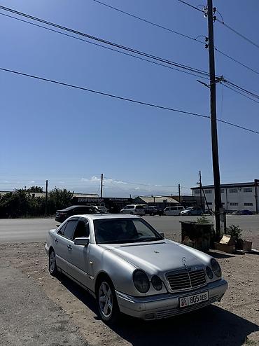 285 35 20: Mercedes-Benz E-Class: 1997 г., Бензин — 1