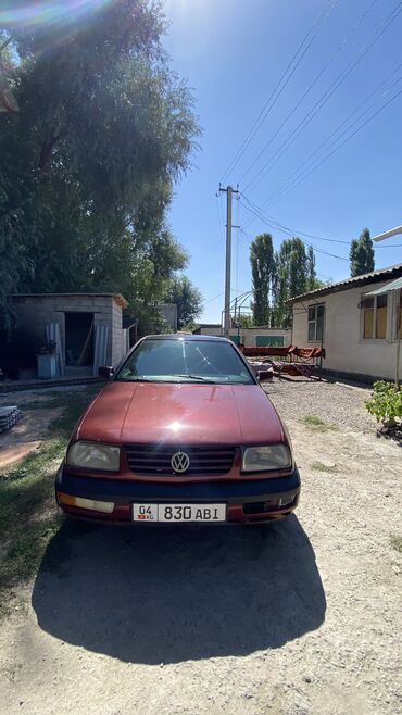 орзон машина: Volkswagen Vento: 1992 г., 1.8 л, Механика, Бензин, Седан