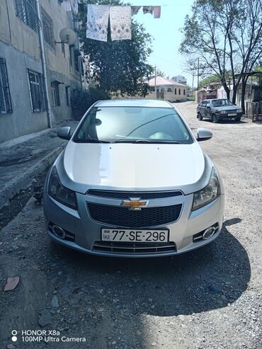 Chevrolet: Chevrolet Cruze: 1.4 l | 2014 il Sedan