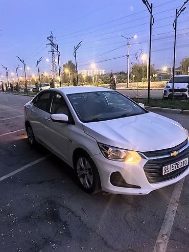 shevrolet onix: Chevrolet Onix: 2020 г., Автомат, Бензин, Седан — 4