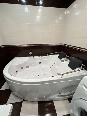 Günlük kirayə evlər: 110 kv. m, 4 otaqlı, İnternet, Qaz, Su — 6