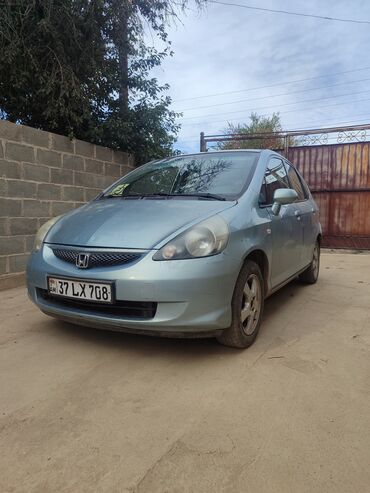 купить авто в кредит без первоначального взноса: Honda Jazz: 2005 г., 1.3 л, Механика, Бензин, Универсал