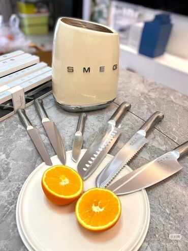 бэушный кухонный гарнитур: Ножи smeg 
Новые 
Очень острые