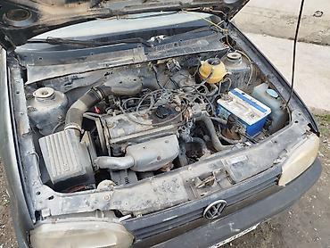 sprinter 4 4: Volkswagen Golf: 1993 г., Механика, Хэтчбэк — 5