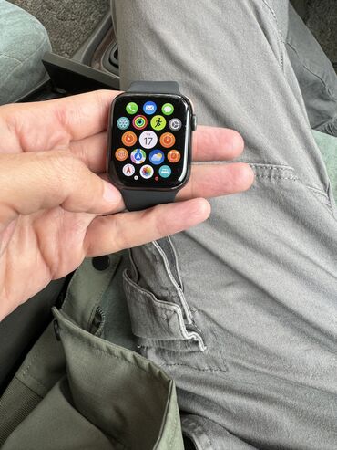 Apple Watch: Продам Apple Watch 6 44mm (оригинал) Потертости на экране, можно