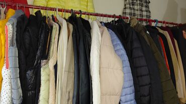 Ostala ženska odeća: Garderoba na biranje 12 EUR kilogram minimalna količina 10 kg ekstra i na lalafo.rs — 10 Ostala ženska odeća: Garderoba na biranje 12 EUR kilogram minimalna količina 10 kg ekstra i — 10