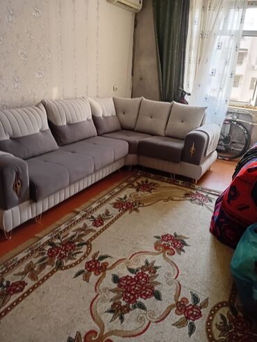 Divanlar: Künc divan, Yeni