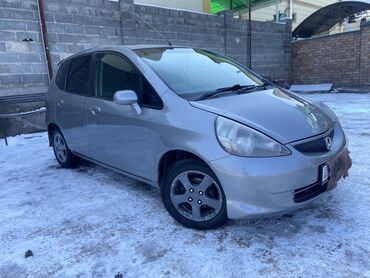 Honda: Honda Fit: 2004 г., 1.5 л, Вариатор, Бензин, Хэтчбэк