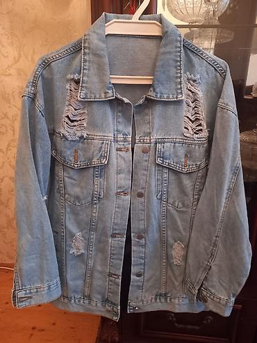 pencek: TƏZƏ cins üst geyimi. 32 manat. L razmer yazılıb. Oversize dir. Xl — 1