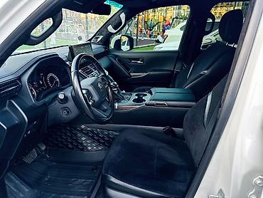 кожаная: Toyota Land Cruiser: 2022 г., 3.5 л, Автомат, Бензин, Внедорожник — 8