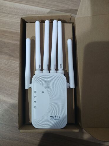 Serverlər: Wi-Fi genişlendirici,siqnal güclendirici 1200Mbps 5G və 6 antenalı