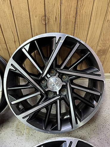 wheel: Литые Диски R 17 Hyundai, Комплект, отверстий - 5, Б/у — 5