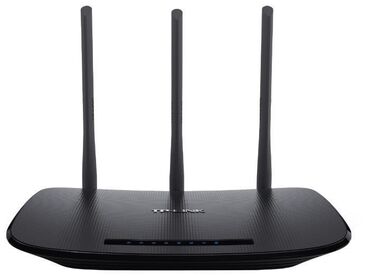 коммутаторы 10: Wi-Fi Роутер Стандарт беспроводной связи 802.11n, частота 2.4 ГГц