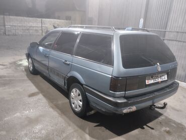 паасат б3: Volkswagen Passat: 1991 г., 1.8 л, Механика, Бензин, Универсал