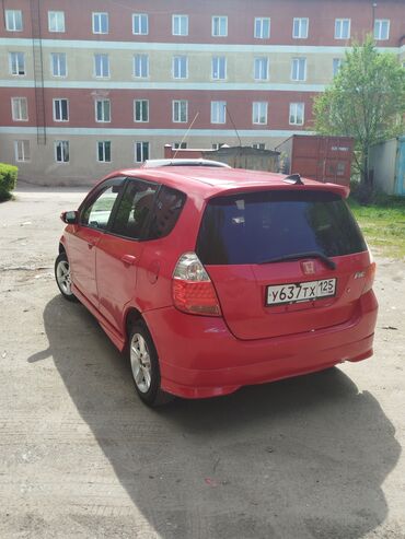 фит багаж: Honda Fit: 2002 г., 1.5 л, Типтроник, Бензин, Хэтчбэк