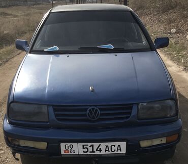 цнсг 38 198: Volkswagen Vento: 1993 г., 1.8 л, Механика, Бензин, Седан