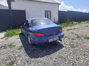 crv 2: Hyundai Elantra: 2000 г., 2 л, Механика, Бензин, Седан — 5