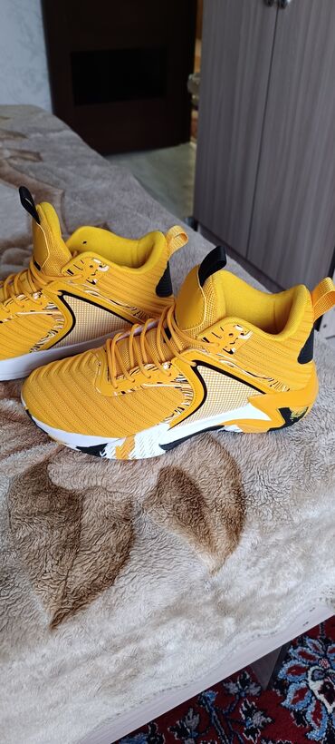 Кроссовки и спортивная обувь: Кроссовки спортивные, ярко‑желтые - Дизайн: динамичный — 8
