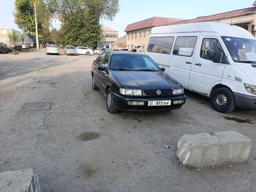 Volkswagen: Volkswagen Passat: 1994 г., 2 л, Механика, Бензин, Седан