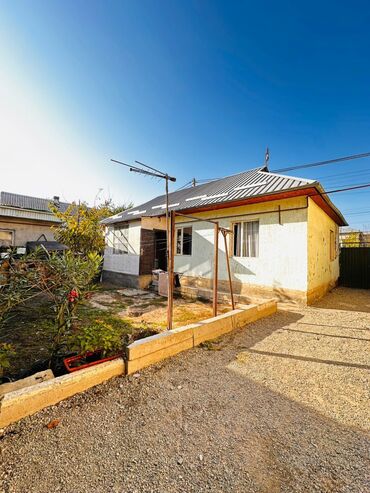 Долгосрочная аренда домов: 250 м², 7 комнат — 18