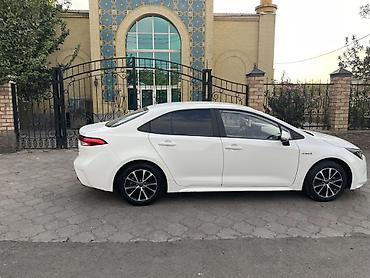 силен: Toyota Levin: 2023 г., 1.8 л, Вариатор, Гибрид, Седан — 2