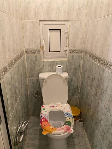 Uzunmüddətli kirayə mənzillər: Ecemi metrosuna yaxin 3 otaq bina evi 5/5 mertebesi ewyali kiraye — 8