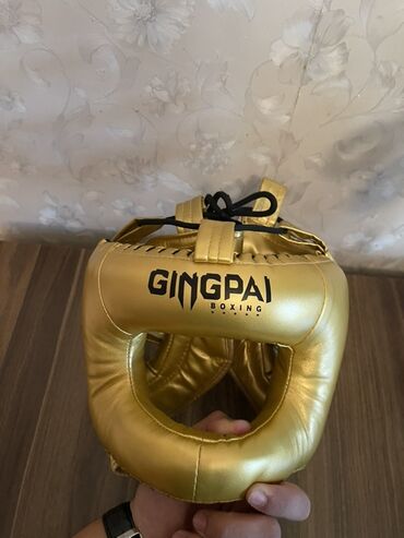 İdman çantaları: Biraz endirim ola bilər Gingpai Boxing baş qoruyucusu – qızılı rəng