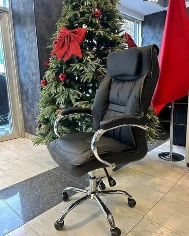 Ofis və oyun kresloları: Yeni, Təkərli, Qolları tənzimlənir, Dəri — 25