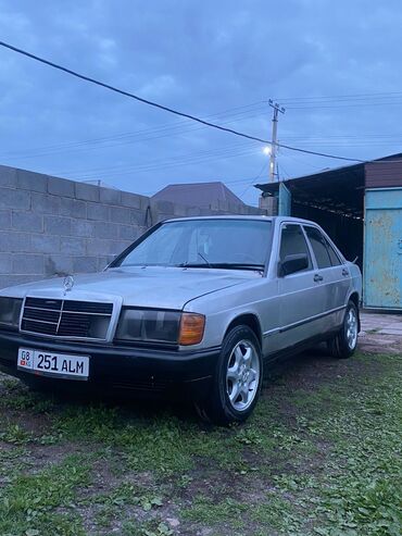 Mercedes-Benz 190: 1989 г., 2.3 л, Механика, Бензин, Седан
