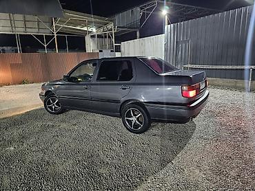 man tgm: Volkswagen Vento: 1993 г., 1.8 л, Механика, Бензин, Седан — 7