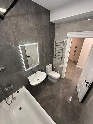 Продажа квартир: 2 комнаты, 79 м², 7 этаж — 3