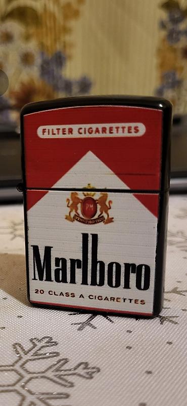 Marlboro temalı benzinli çaxmaq - Korpusu Marlboro qutusu dizaynlı
