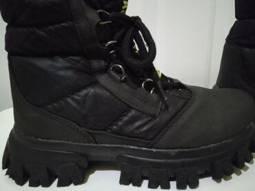 Čizme: Čizme, Veličina - 32 na lalafo.rs — 13 Čizme: Čizme, Veličina - 32 — 13