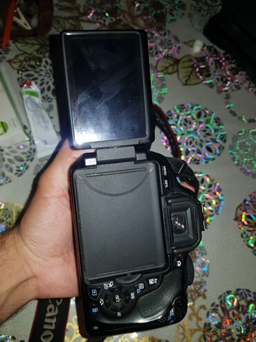 фотоаппарат самсунг nx300: Canon eos 600d,obyektivi var,çantası adapteri daşı üstünde