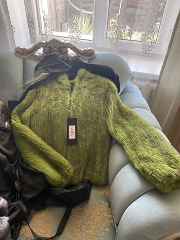 тедди куртка с капюшоном: Куртка из вязанной норки на худеньких или на девочку подростка