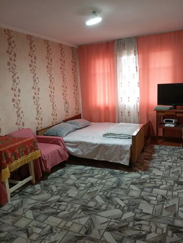 квартира долгосрочная ош: 1 комната, Душевая кабина, Постельное белье, Банные принадлежности