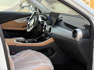 генератор 100: Dongfeng : 2026 г., 1.5 л, Автомат, Электромобиль, Кроссовер — 7