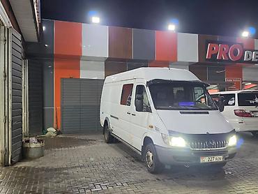 короткий спринтер: Mercedes-Benz Спринтер: 2000 г., Фургон — 5
