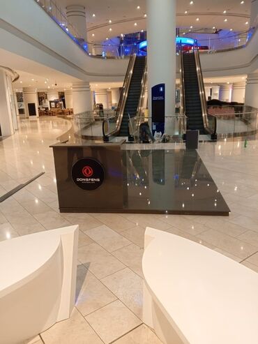 Sifarişlə ofis dəst mebeli: Mebel istehsalı və quraşdırma xidməti - Ofis masaları: İki rəngli — 72