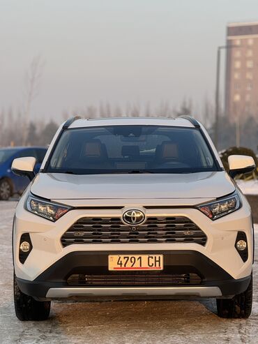 Toyota: Toyota RAV4: 2020 г., 2.5 л, Автомат, Бензин, Кроссовер