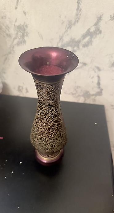 Ev üçün dekor: Bir vaza, Metal — 2