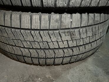 Шины: Шины 215 / 55 / R 17, Зима, Б/у, Комплект, Легковые, Япония, Bridgestone