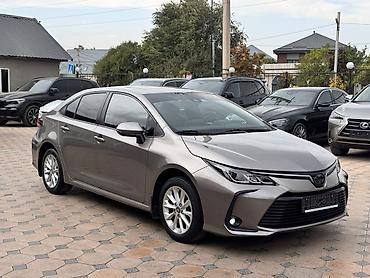 corolla 2022: Toyota Corolla: 2021 г., 1.8 л, Вариатор, Гибрид, Седан — 1