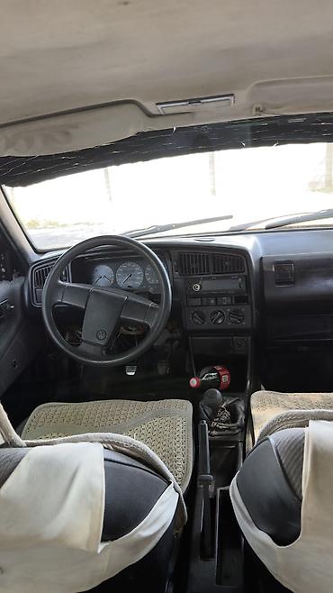 авто химикат: Volkswagen Passat: 1990 г., 1.8 л, Механика, Бензин, Универсал — 6