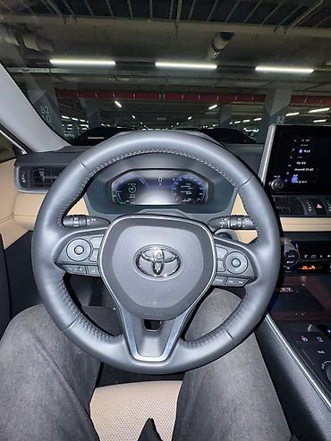 диспы: Toyota RAV4 2023, 2,5 гибрид limited 2 ключа Обмен и бартер не — 9