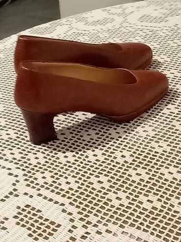 Salonke: Salonke, 37 — 5