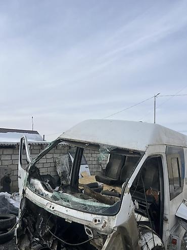 Другие детали кузова: Разбор на запчасти: грузопассажирский Mercedes-Benz Sprinter 313 2.2 — 1